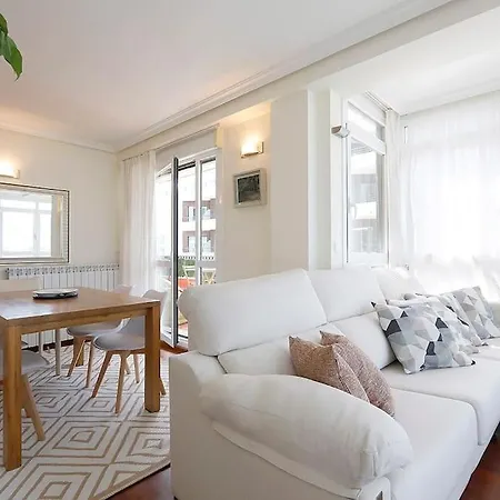 Playa, Spa, Rio Y Monte Con Terraza Y Parking