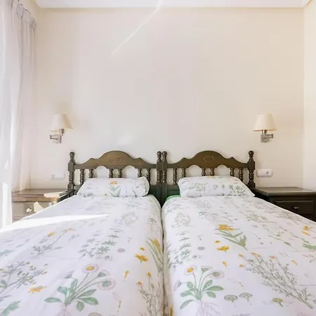 Playa, Spa, Rio Y Monte Con Terraza Y Parking