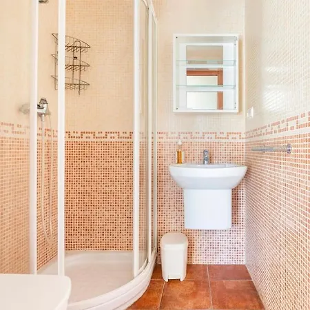 Playa, Spa, Rio Y Monte Con Terraza Y Parking Daire Orio