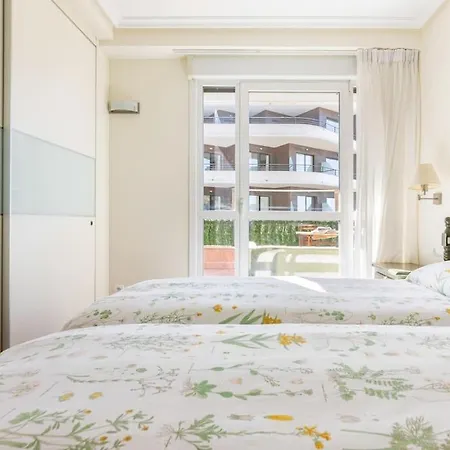 Playa, Spa, Rio Y Monte Con Terraza Y Parking *