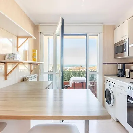 Playa, Spa, Rio Y Monte Con Terraza Y Parking Apartment *