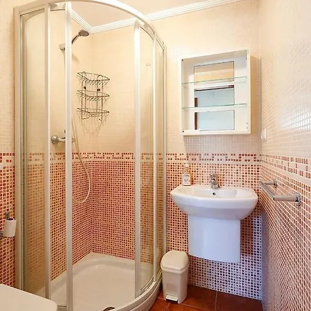 Playa, Spa, Rio Y Monte Con Terraza Y Parking