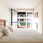 Playa, Spa, Rio Y Monte Con Terraza Y Parking דירה אוריו