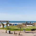 Playa, Spa, Rio Y Monte Con Terraza Y Parking דירה אוריו