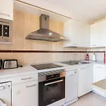 Playa, Spa, Rio Y Monte Con Terraza Y Parking דירה אוריו