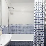 Playa, Spa, Rio Y Monte Con Terraza Y Parking דירה אוריו