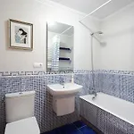 Playa, Spa, Rio Y Monte Con Terraza Y Parking אוריו