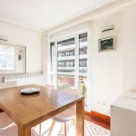 Playa, Spa, Rio Y Monte Con Terraza Y Parking דירה אוריו