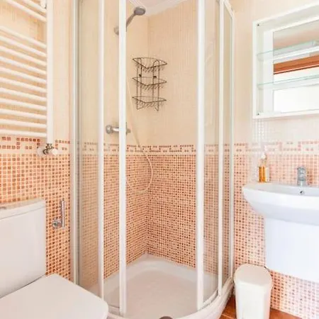 Playa, Spa, Rio Y Monte Con Terraza Y Parking Appartamento *