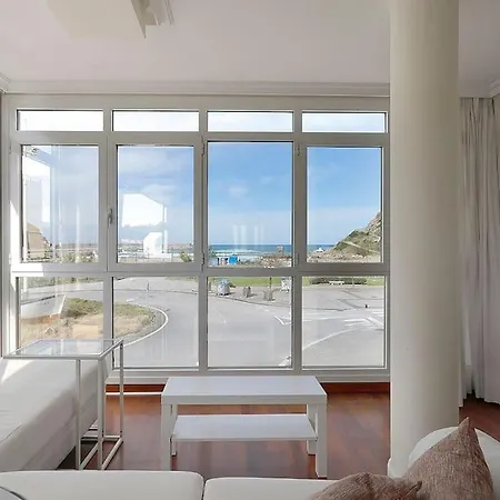 Playa, Spa, Rio Y Monte Con Terraza Y Parking * אוריו