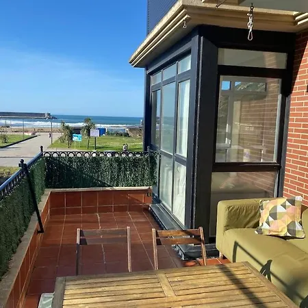Playa, Spa, Rio Y Monte Con Terraza Y Parking דירה