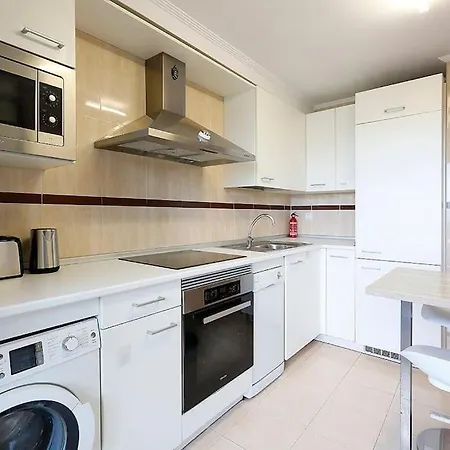 דירה Playa, Spa, Rio Y Monte Con Terraza Y Parking אוריו