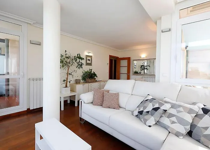 Διαμέρισμα Playa, Spa, Rio Y Monte Con Terraza Y Parking Orio