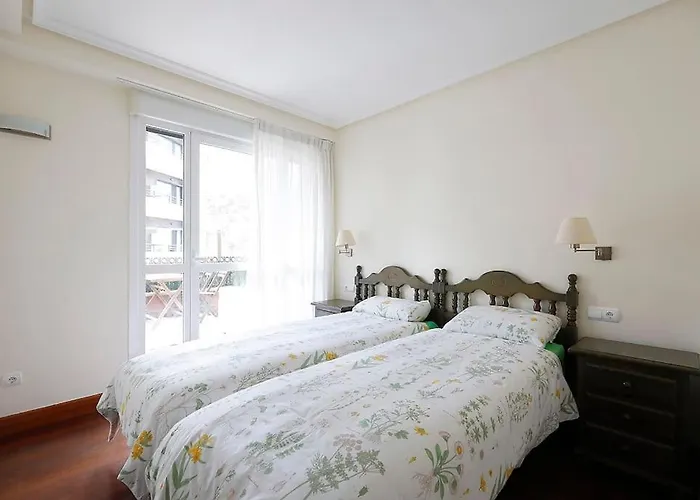 Playa, Spa, Rio Y Monte Con Terraza Y Parking * Orio